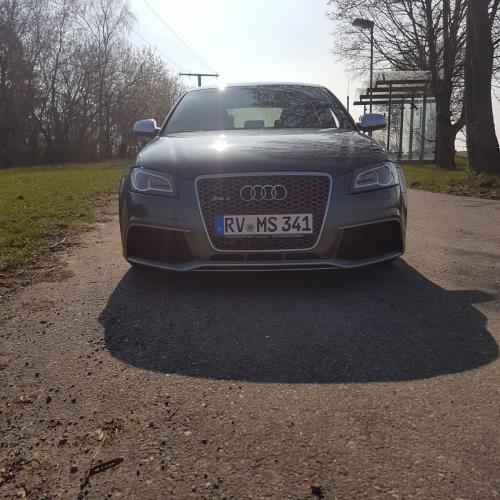 Audi-RS3-009