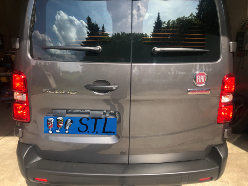 64B51871-15D4-4CF0-8EC9-685A352F591C