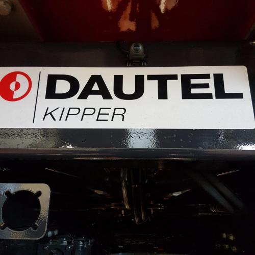 7745F9E4-F6C1-4DF9-A2CB-D6AABF62EAA3