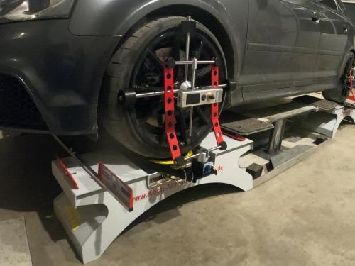 9AE322D8-FA80-4959-8A81-4777629783C8